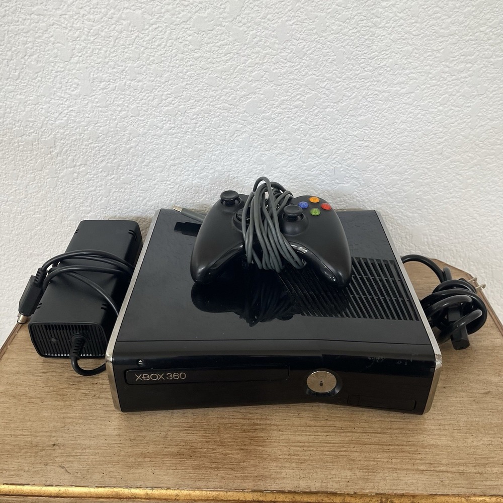 Microsoft Xbox 360 S 250GB Home Videogame Console - Black Tested Scratches!